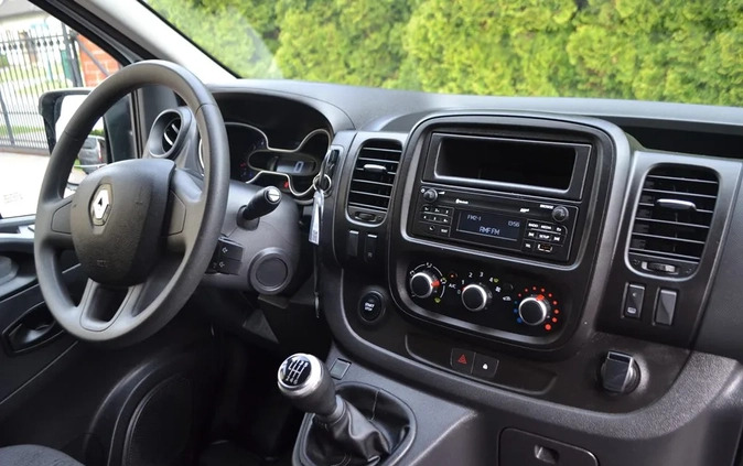 Renault Trafic cena 69900 przebieg: 98938, rok produkcji 2021 z Zawiercie małe 211